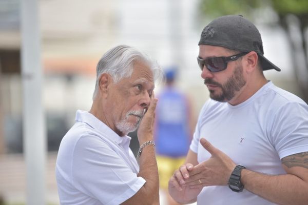 Familiares e amigos do músico Guilherme Rocha realizam manifestação contra a violência por Ricardo Medeiros