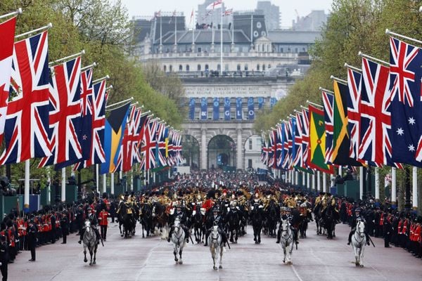 Uma visão do The Mall após a cerimônia de coroação do rei Charles e da rainha Camilla da Grã-Bretanha, em Londres por Reuters/Folhapress