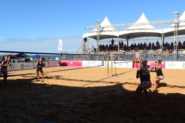 AcerlorMittal Open Beach Tênis, categoria feminina, Praia da Costa, Vila Velha por Carlos Alberto Silva