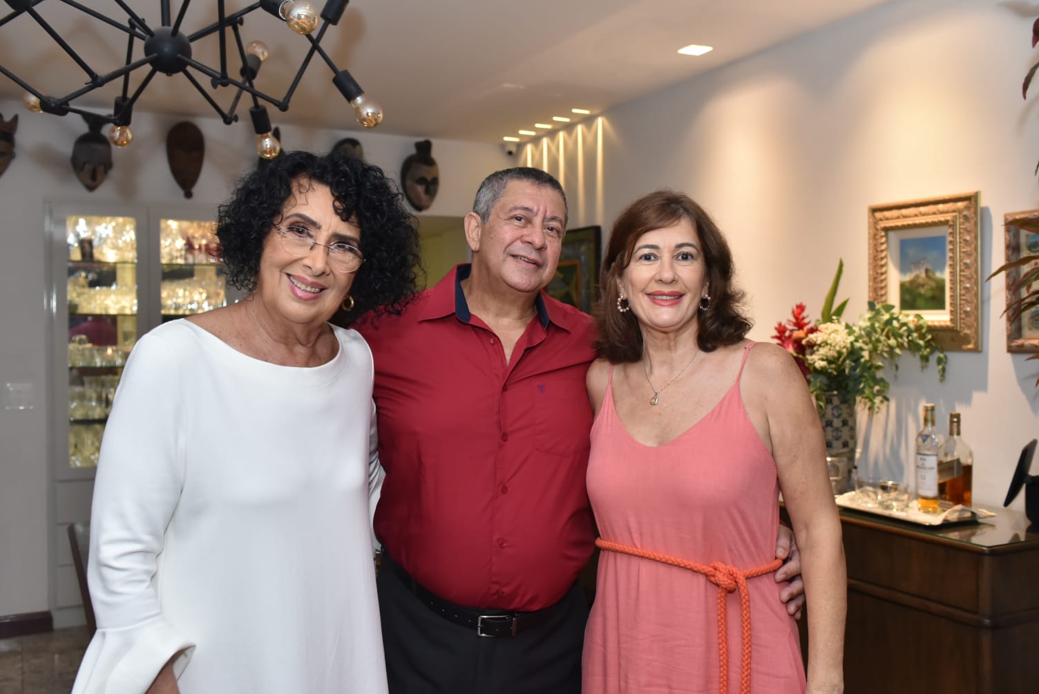 HZ | Simone Rizk celebra aniversário com jantar em Vitória; veja fotos ...