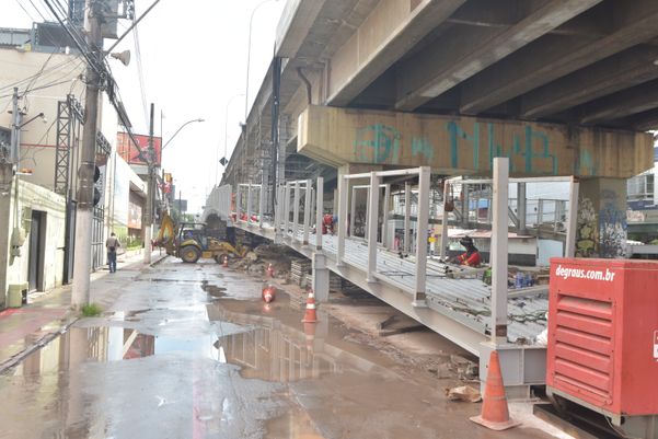 Rampa de acesso à ciclovia da Terceira Ponte sentido Vila Velha a Vitória por Ricardo Medeiros