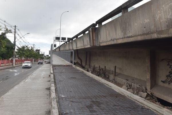Rampa de acesso à ciclovia da Terceira Ponte sentido Vitória a Vila Velha por Ricardo Medeiros