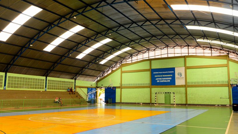 Conheça o complexo Esportivo Jayme Navarro de Carvalho