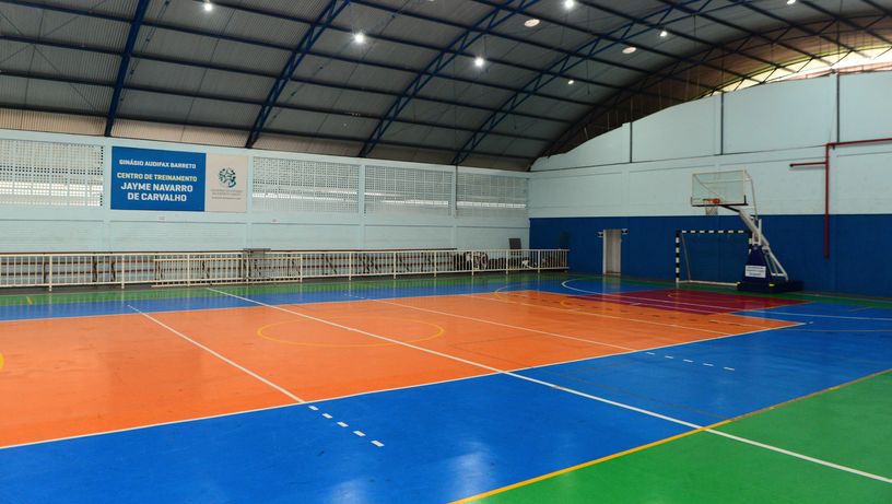Conheça o complexo Esportivo Jayme Navarro de Carvalho