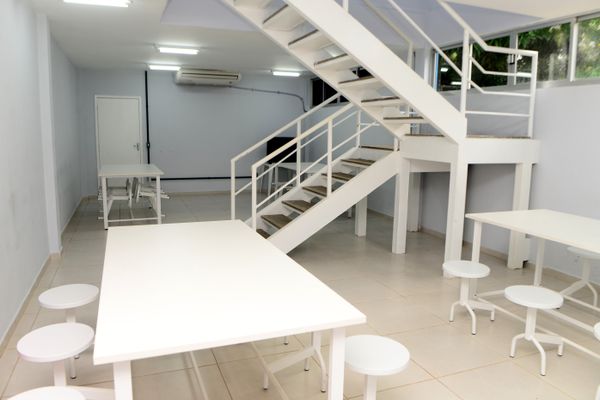 Refeitório do Centro de Treinamento Jayme Navarro de Carvalho por Fernando Madeira