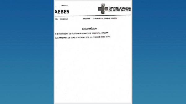 Documento mostra laudo de 60 dias concedido à passageira afastada