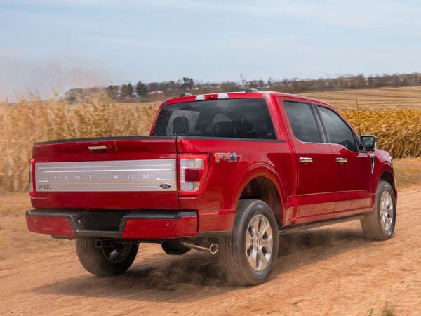 Picape full size Ford F-150 Platinum
