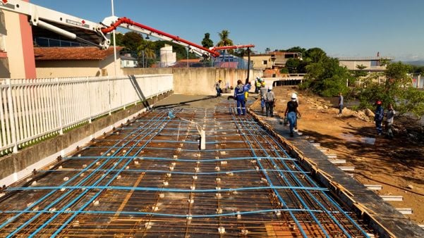 Construção de deque na orla de São Pedro