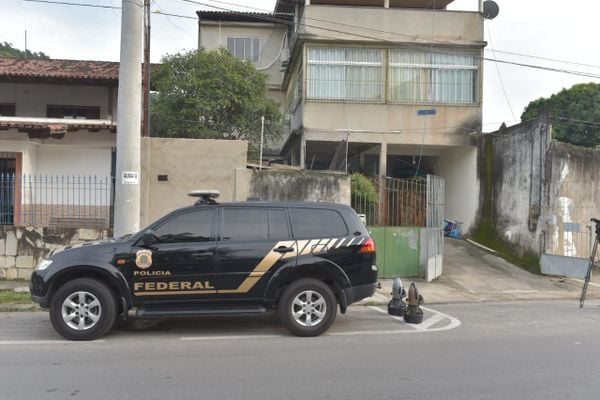 PF faz operação e cumpre mandado em casa de mergulhador capixaba preso por Ricardo Medeiros