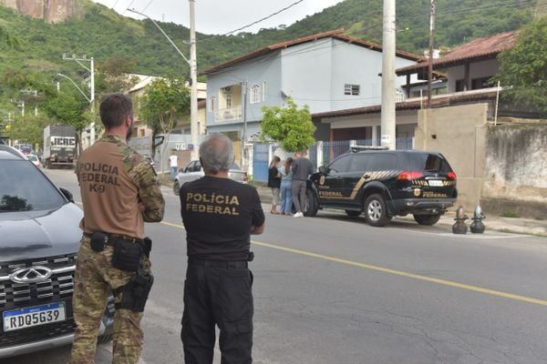 PF faz operação e cumpre mandado em casa de mergulhador capixaba preso por Ricardo Medeiros