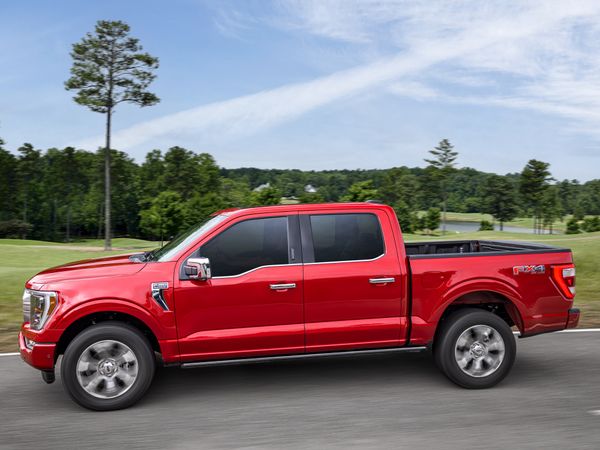 Picape full size Ford F-150 Platinum
