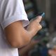 Imagem - Mulher tem o celular furtado dentro de unidade do Procon em Vitória