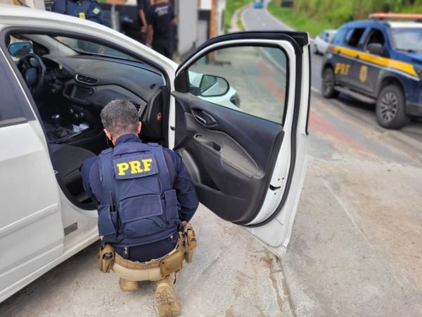 veiculo recuperado pela prf