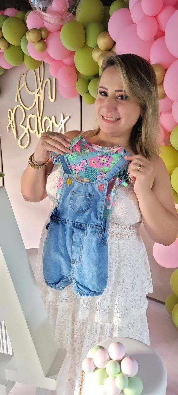 Capixaba empresta barriga para gerar bebê da amiga que não pode ter filhos por Arquivo pessoal 