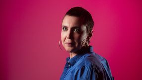 Retrato da cantora Adriana Calcanhoto