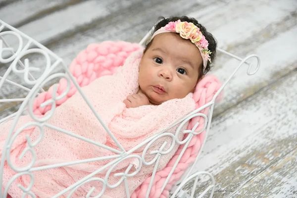 Bebês filhos de detentas do ES ganham ensaio fotográfico  por Divulgação/Sejus