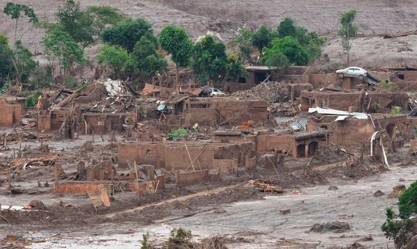 Tragédia de Mariana: rompimento de barragem matou 19 pessoas e rejeitos atingiram Rio Doce