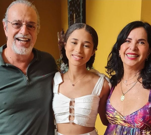 Luiz Paulo Oliveira Santos, Chloe Lobato Henning e Christina Abelha