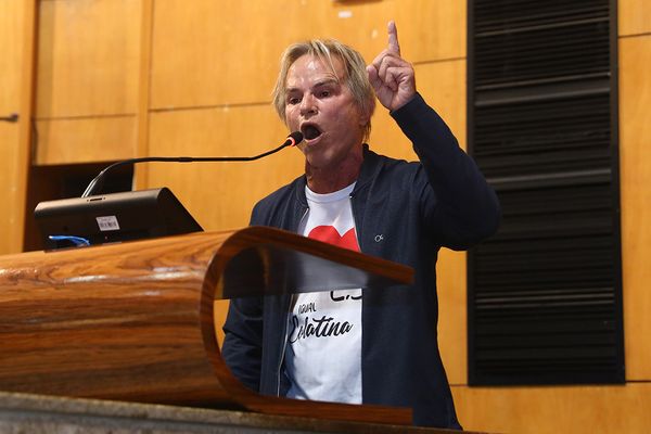 Sérgio Meneguelli (Republicanos) durante sessão da Assembleia Legislativa