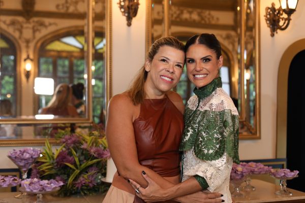 Karla Bastos e Camila Resende