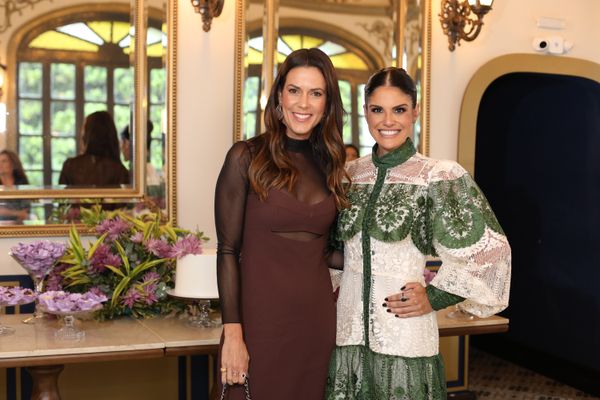 Marianne Pernambuco e Camila Resende