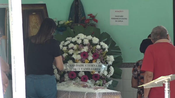 Velório de Ana Carolina Rocha Kurth, de 24 anos, morta a facadas no Centro de Vitória