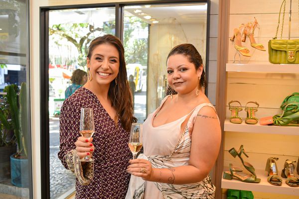 Brenda Riva, e Márcia Lopes 