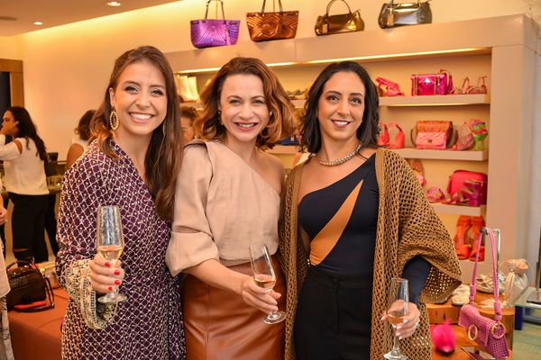 Brenda Riva, Iara Quaresma e  Bianca Riva