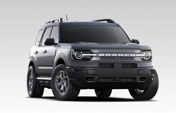 Novo Ford Bronco Sport na cor Cinza Torres por Divulgação Ford 