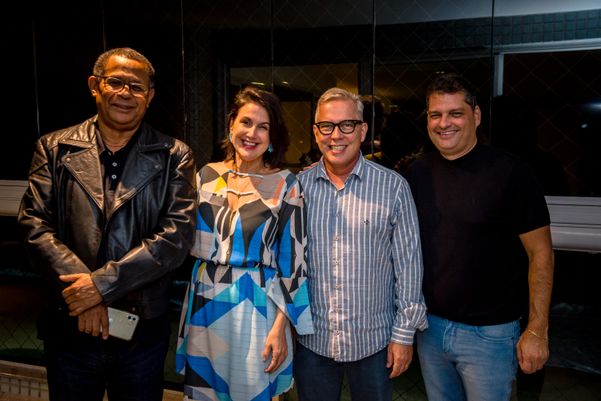 Jackson Martins, Renata Rasseli, André Hees e Patrick Ribeiro