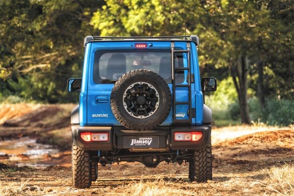 Linha Jimny Sierra 2024 por Divulgação Suzuki