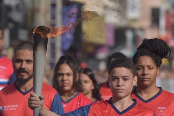 Desfile cívico em comemoração aos 488 anos de Vila Velha, nesta terça-feira (23) por Ricardo Medeiros