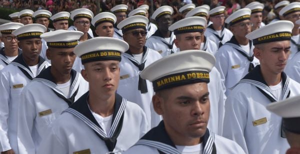 Desfile cívico em comemoração aos 488 anos de Vila Velha, nesta terça-feira (23) por Ricardo Medeiros