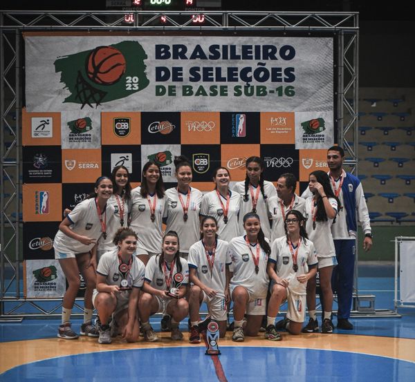 Seleção capixaba feminina ficou com o terceiro lugar, atrás de Paraná e São Paulo