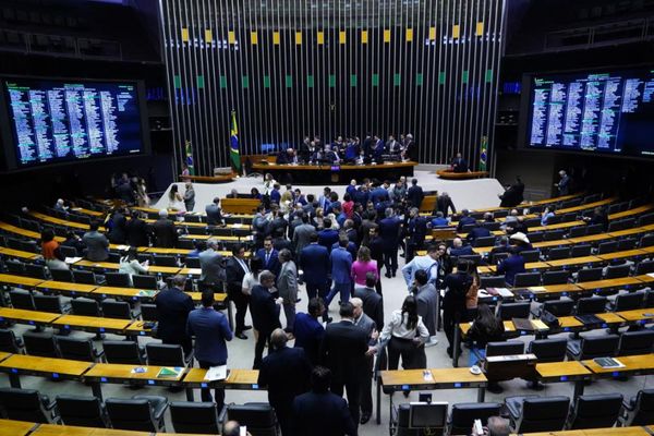 Sessão na Câmara dos Deputados