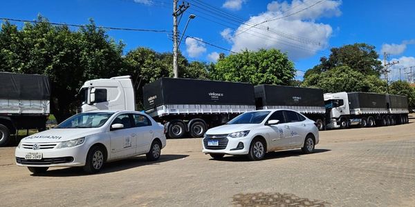 Carretas apreendidas em Rio Bananal
