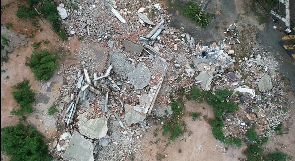 Ilha da Luz: obra é parada e local está abandonado em Cachoeiro