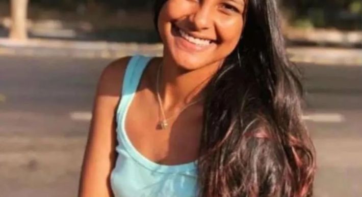 Ana Clara foi morta no último domingo (21) com um tiro no pescoço. O corpo dela foi abandonado no terraço de uma casa perto de onde morava
