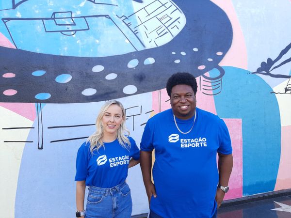 Marcella Scaramella e Filipe Souza apresentaram a live de abertura do Estação Esporte