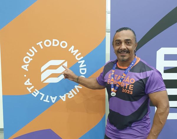 Marcelinho das Comunidades em Vitória, na abertura do Estação Esporte