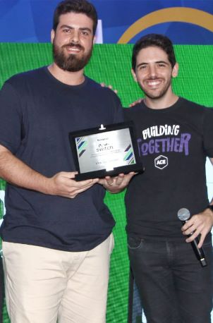 Robson Vesper, CEO e fundador da Swicth, ao lado do diretor de Investimentos e Partner da ACE, Pedro Carneiro