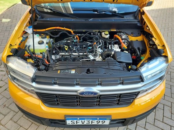 Ford Maverick Hybrid Lariat FX4