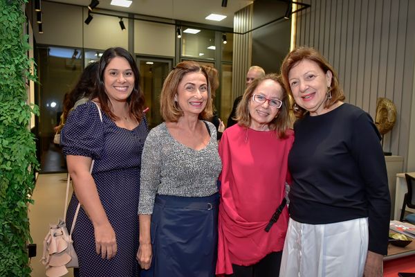 Emanuelle Delboni , Maria Tereza Nader , Elza Pinto , Celia Colodetti