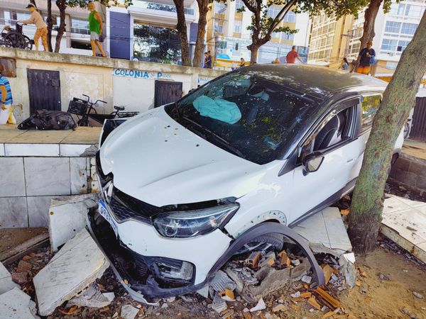 Acidente Praia da Costa por Ricardo Medeiros