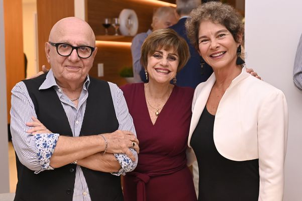 Ronald Carvalho, Gracinha Pinheiro e Brunella Bumachar