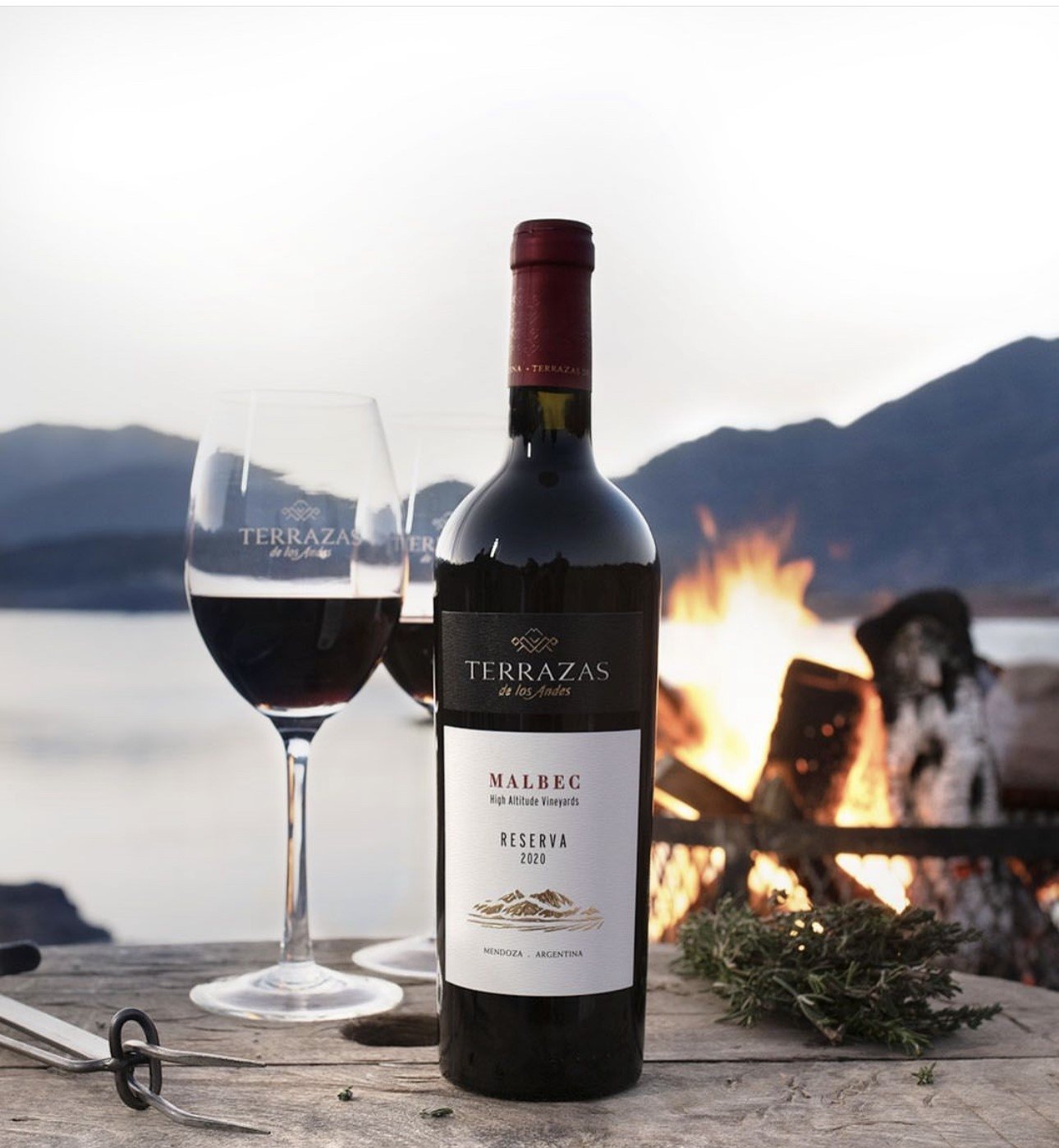 Um exemplo são os rótulos da vinícola Terraza de Los Andes, produzidos a partir de vinhedos situados nas montanhas de Mendoza