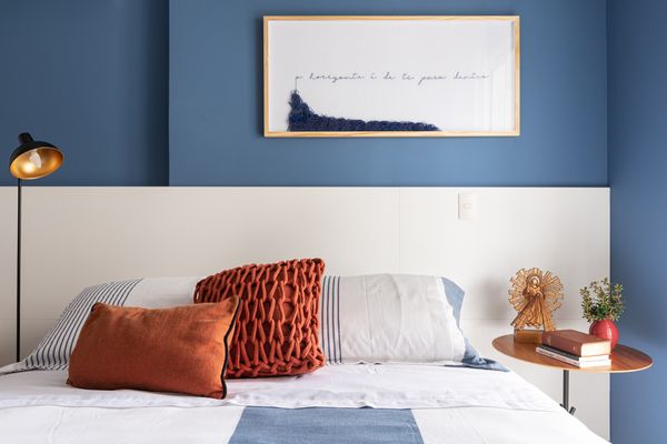 A arquiteta e designer de interiores Fernanda Calazans, por exemplo, sempre questiona se alguém é alérgico ou tem hábitos noturnos diferentes