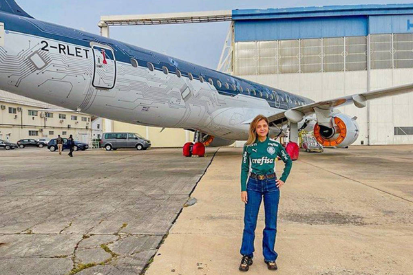 Avião do Palmeiras comprado pela presidente do clube, Leila Pereira