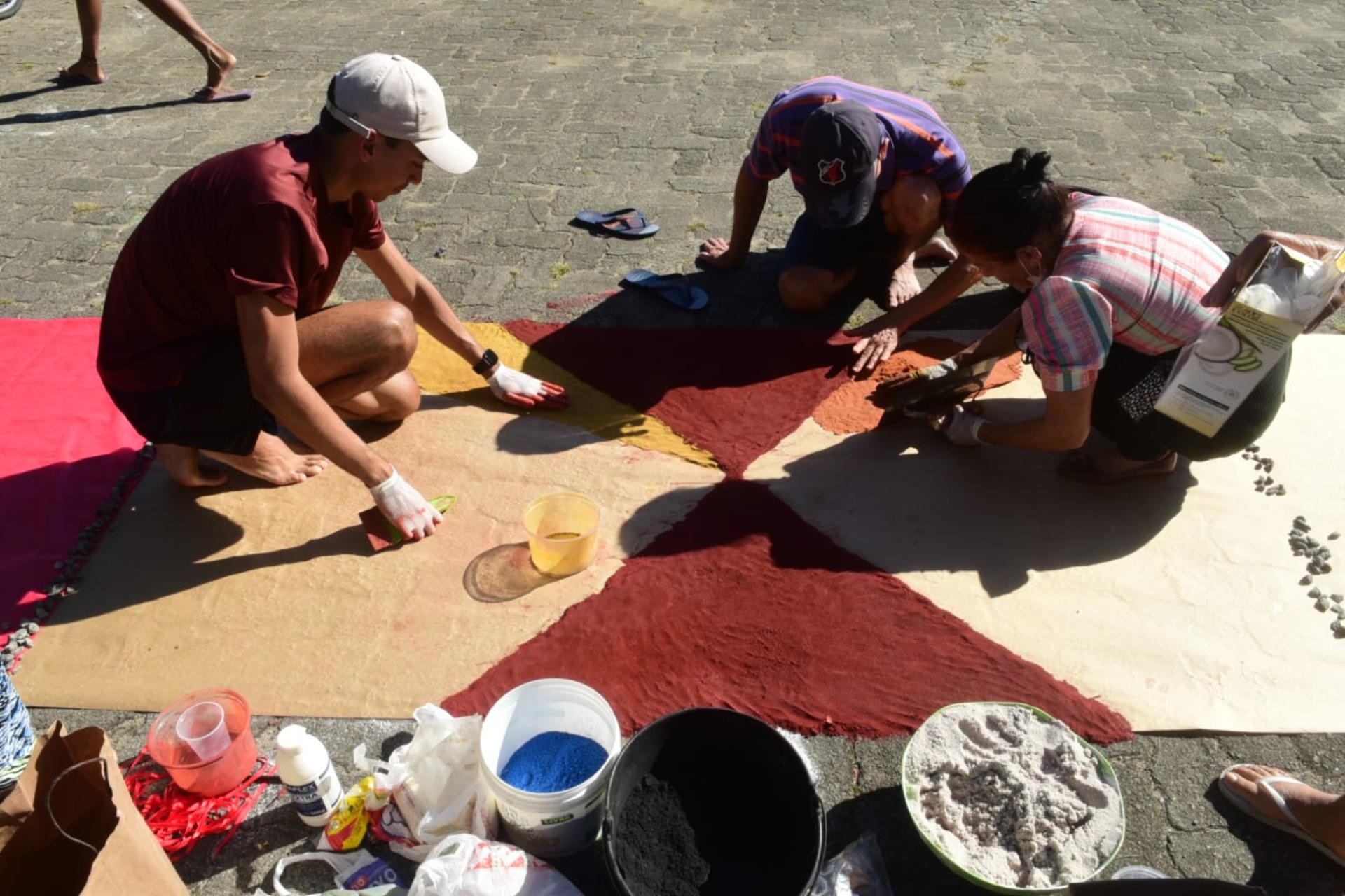 Tapetes de Corpus Christi no bairro Guaranhuns, em Vila Velha