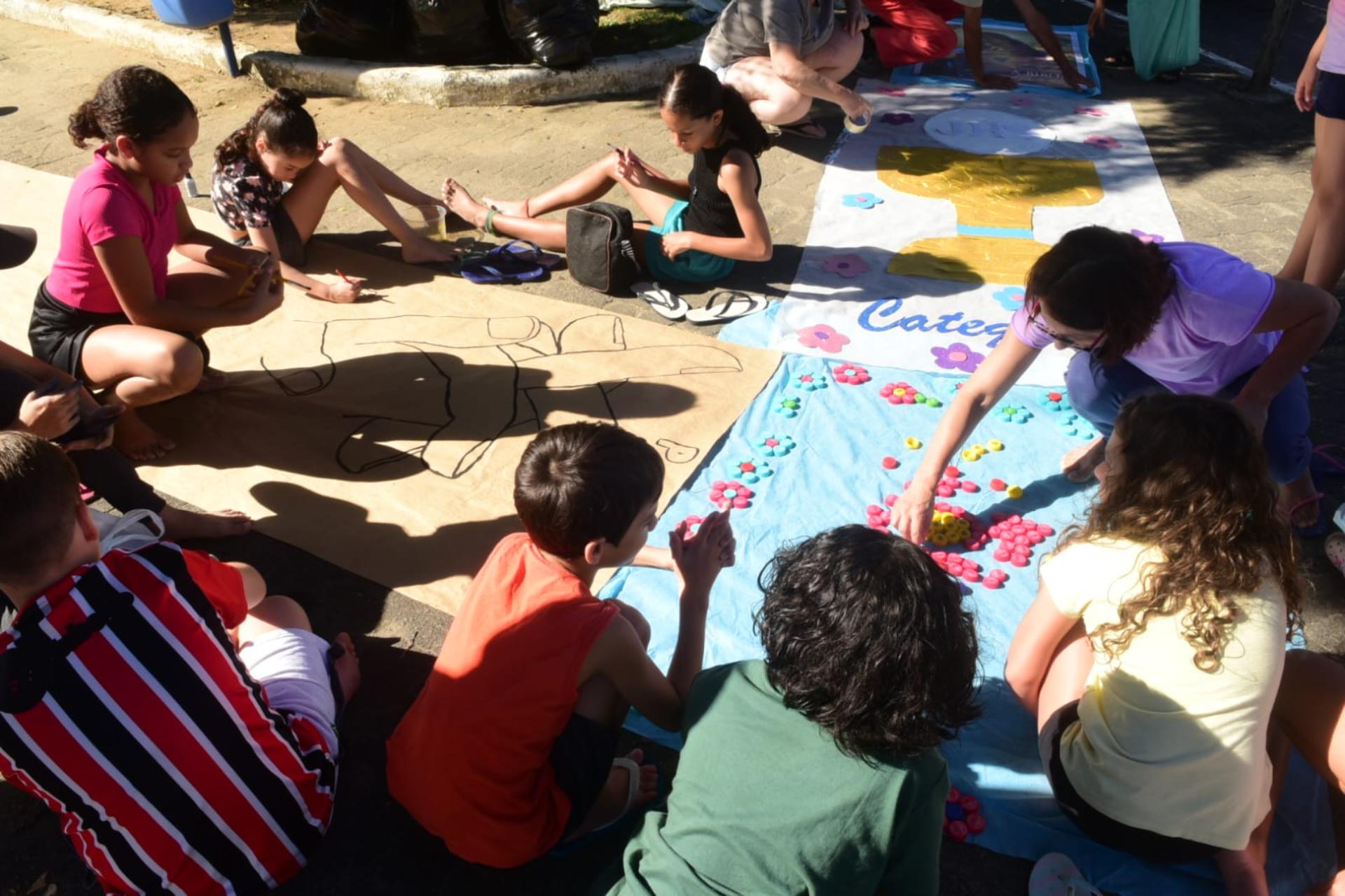 Tapetes de Corpus Christi no bairro Guaranhuns, em Vila Velha